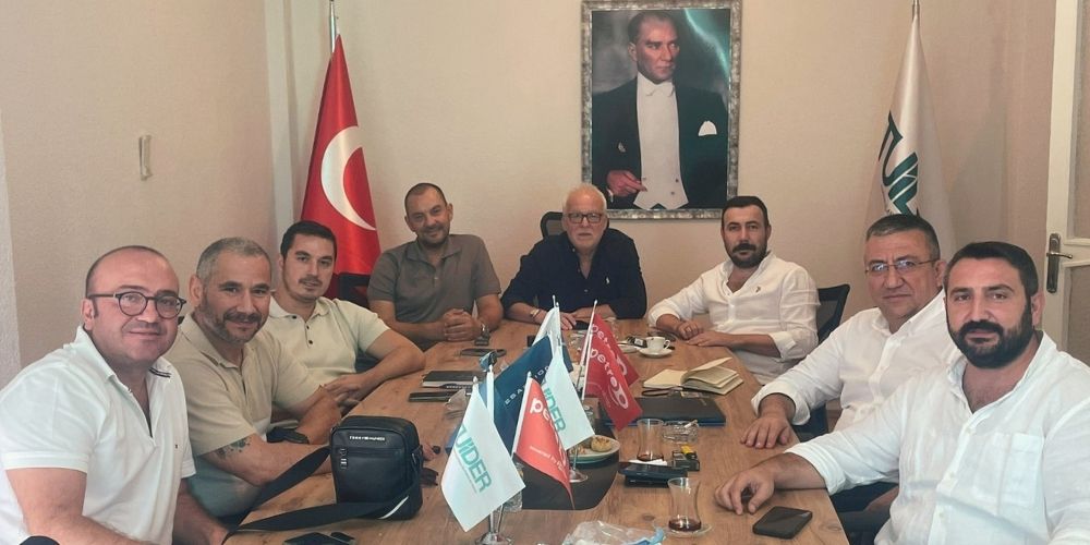 TUİDER YÖNETİM KURULU TOPLANTILARI DÜZENLİ OLARAK DEVAM EDİYOR.